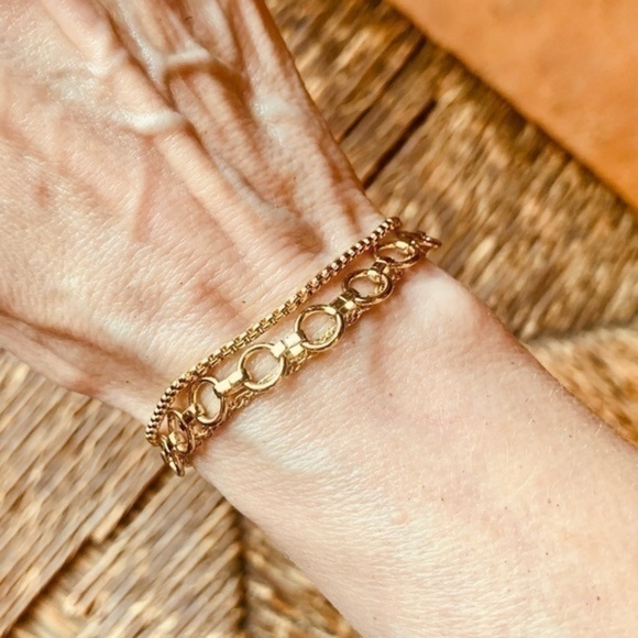 ✨💛 Gold Tone Three Chain Multi Chain Bracelet Slider ✨ - Picture 5 of 8